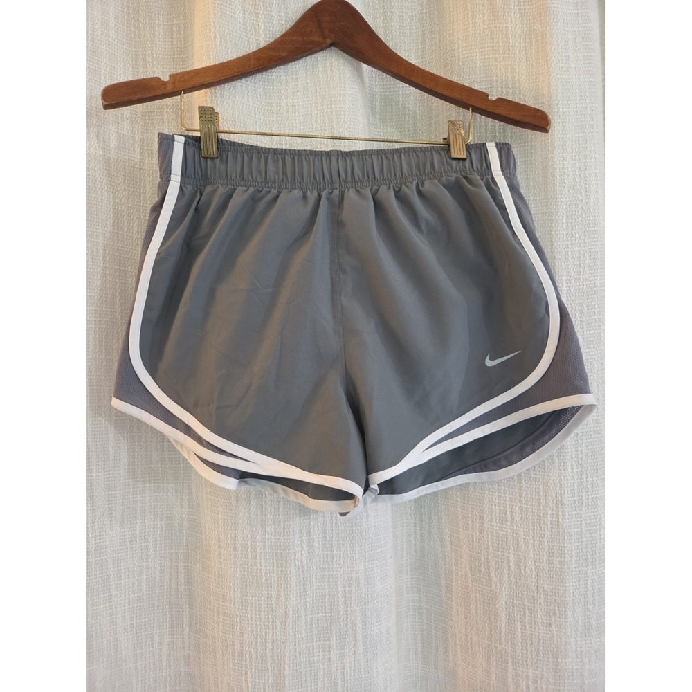 Nike Tempo Dri-Fit Women's Shorts Athletic Gray Size Medium Lined Running